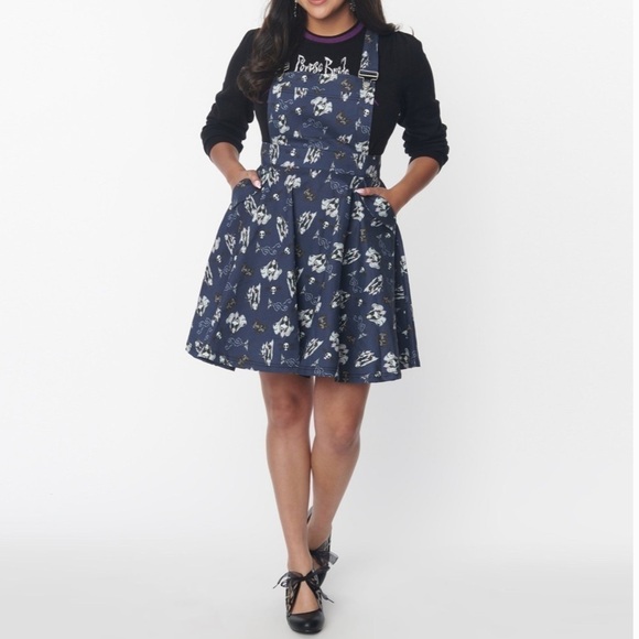 Brand new CORPSE BRIDE X UNIQUE VINTAGE BRIONNE PINAFORE SKIRT plus 1X blue navy - Picture 9 of 9